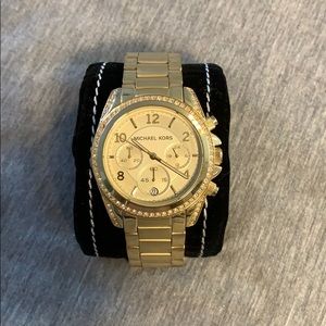 Michael Kors Yellow Gold SS